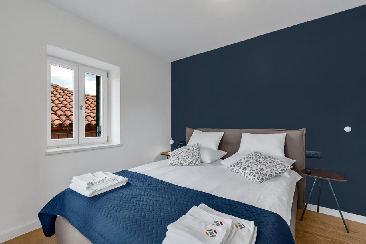 The Square Makarska, Lux App In The Heart Of The City Exterior foto