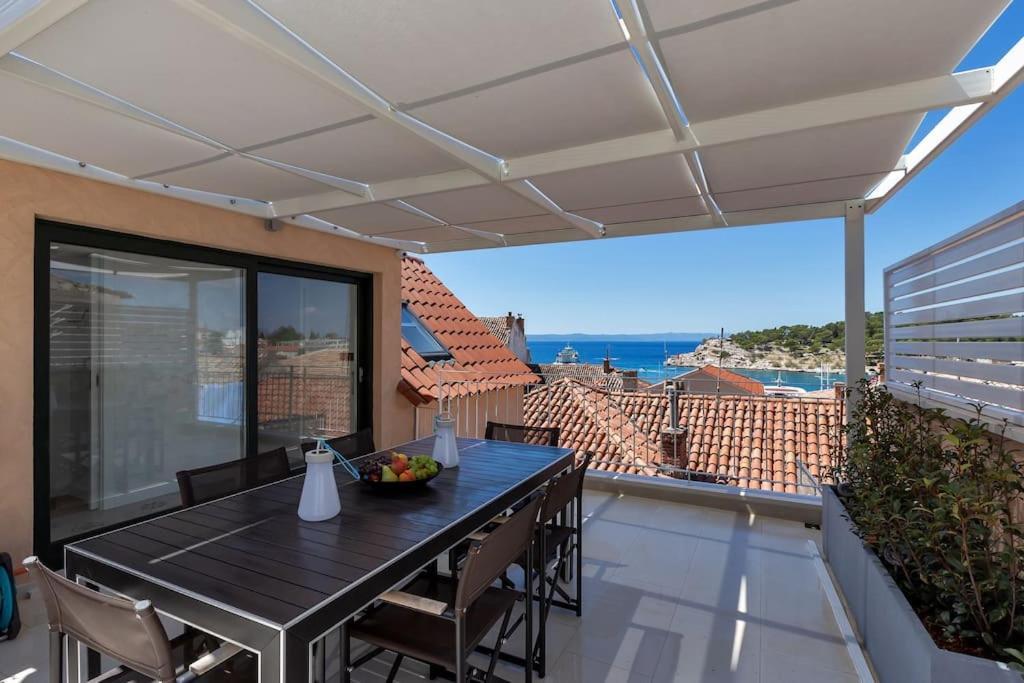 The Square Makarska, Lux App In The Heart Of The City Exterior foto