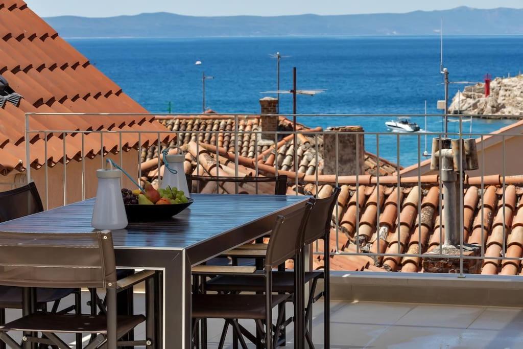 The Square Makarska, Lux App In The Heart Of The City Exterior foto