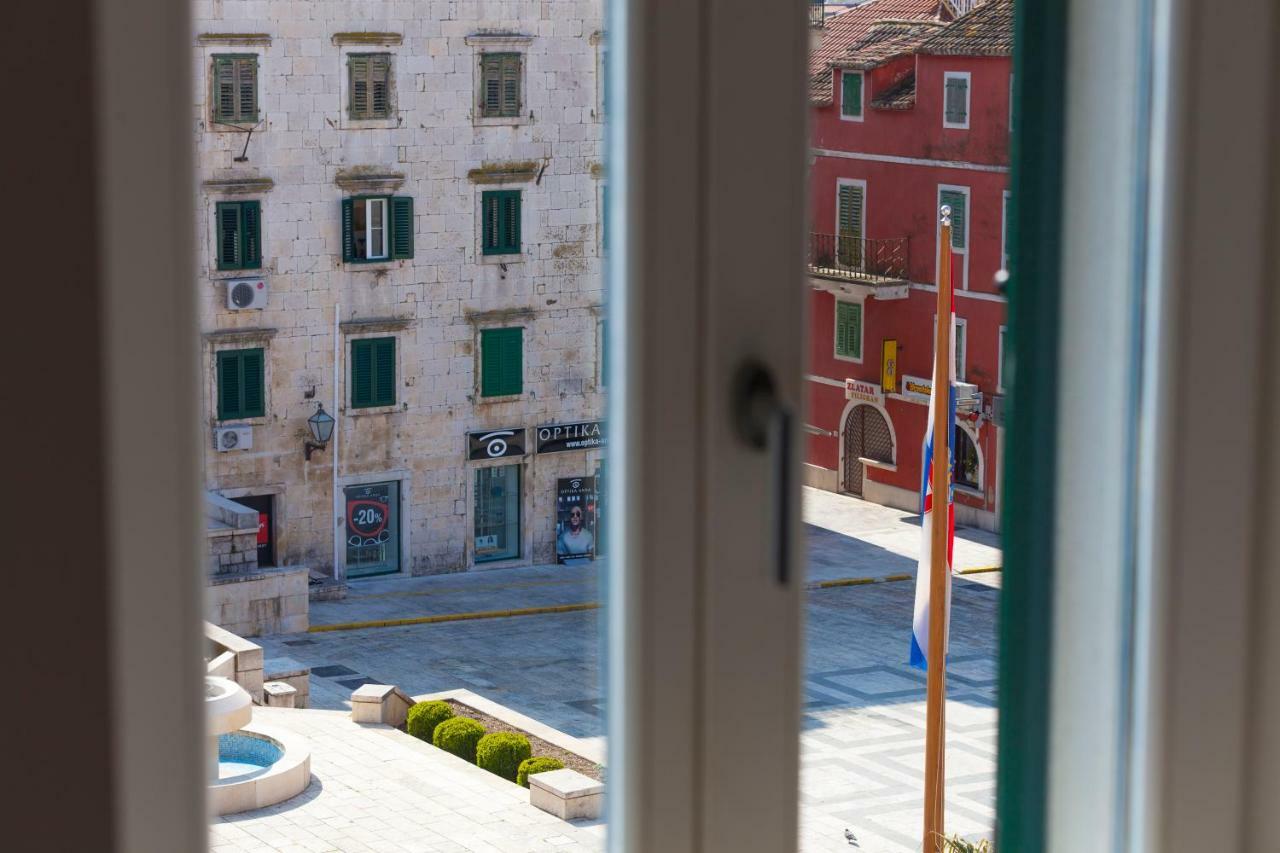 The Square Makarska, Lux App In The Heart Of The City Exterior foto